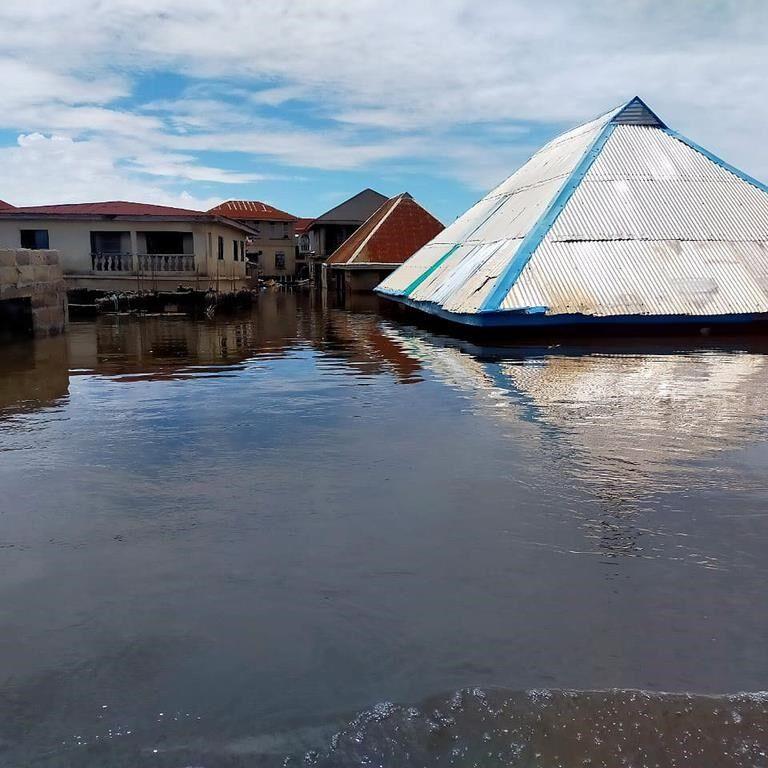 Boat capsizes amid floods in southeast Nigeria; 76 missing